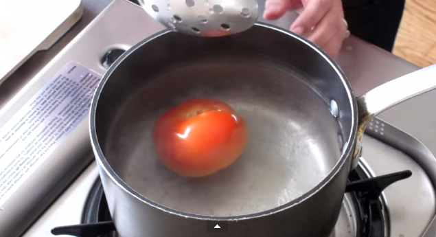 domates nasıl soyulur